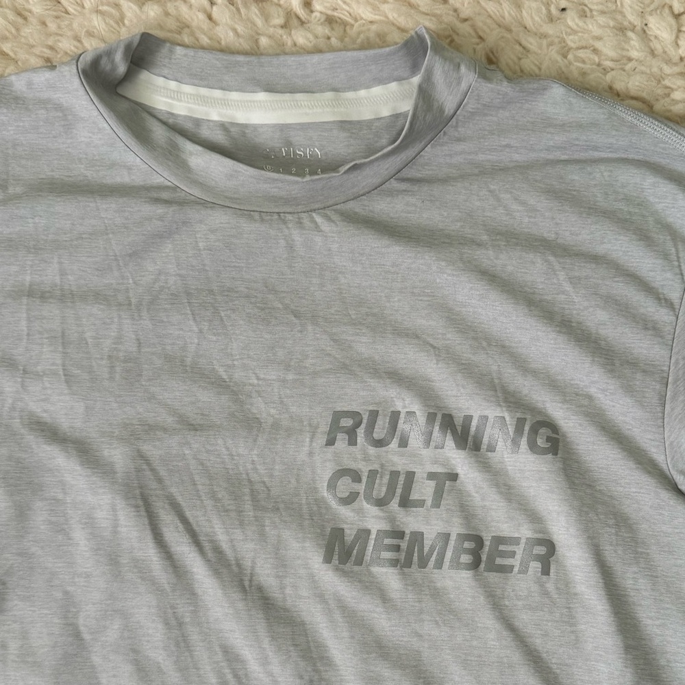 Satisfy Running Paris long sleeved shirt